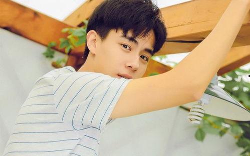 娱乐吃瓜酱男朋友拍照