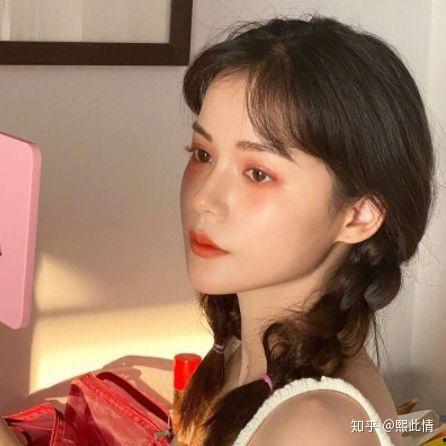 吃瓜娱乐微博头像女主