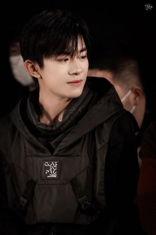 娱乐圈吃瓜爆料肖宇梁,揭秘背后真相与争议